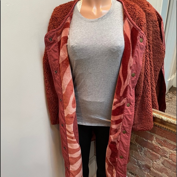 ANTHROPOLOGIE| reversible coat | m - Picture 10 of 16